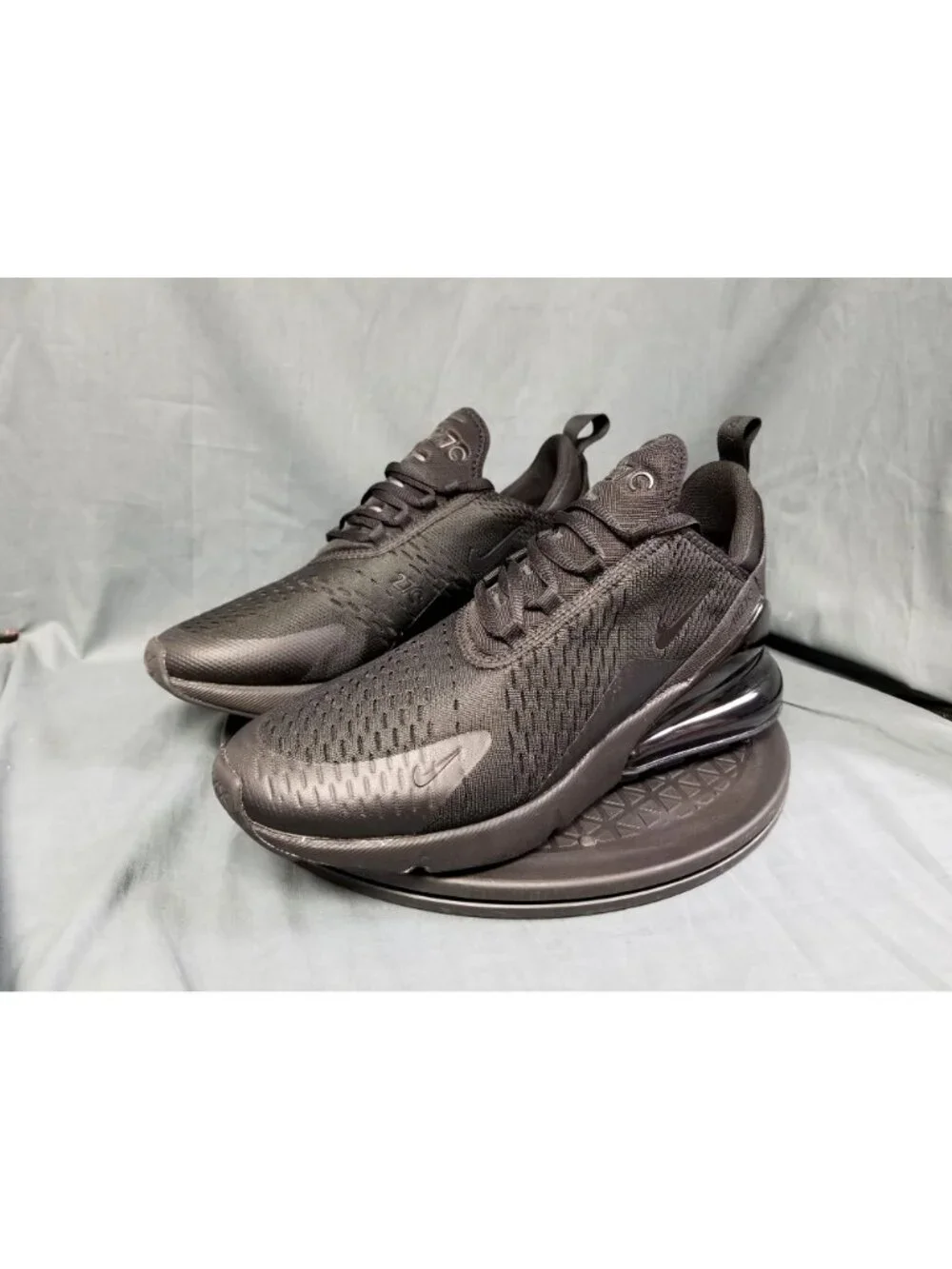 Nike Air Max 270 (GS) Sneakers Mesh Triple Black Boys Size 5 NEW NO BOX!